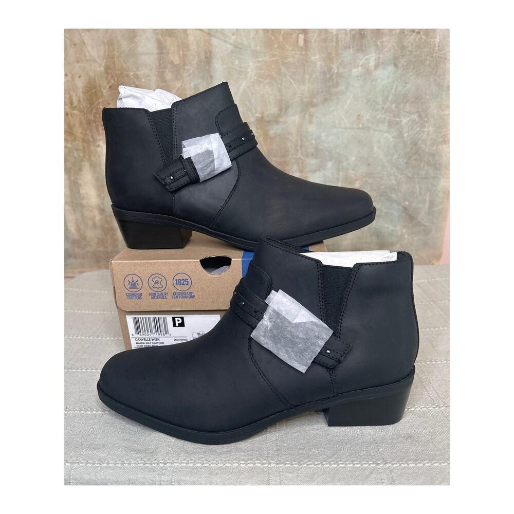 Clarks Danyelle Wish Women's Black Oily Leather Ankle Boot Block Heel Size 8 M